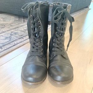 Rampage Women’s Side-Zip Combat Boots